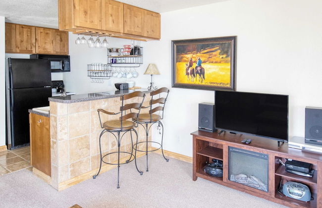 Boomerang Village 201 by Avantstay Ski In/ Ski Out Unit Close to Town! - Foto 4