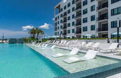 Landing Spectacular 2BD Game Room Clubhouse - Foto 22