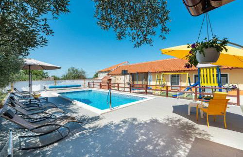 Holiday house Vesna with pool - Foto 9