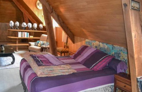 Cozy Home In Saint Saud Lacoussière - Foto 18