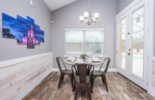 Gorgeous Modern 6BR South Facing Private Pool Hot Tub BBQ Theater 2 Miles Disney - Foto 36