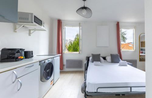 Spacious 1-Bedroom Apartment for 4, 15 min from Gare de Lyon, 3-Star Comfort - Photo 2