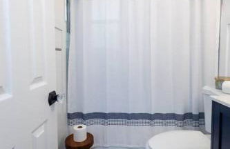 Two Cottages w/ Patios - Close to Beach - Foto 17