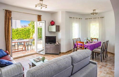 Villa Jazmin Blanca by Villa Plus - Photo 4