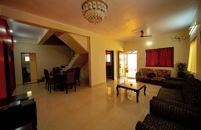 Savitri Bungalow - Photo 6