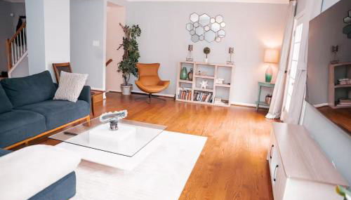 Cozy Springfield Townhome , WIFI , Pet Friendly - Foto 4