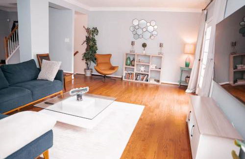 Cozy Springfield Townhome , WIFI , Pet Friendly - Foto 4