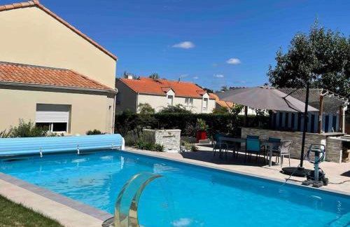 Charmant T3 privé avec vue et accès piscine - Foto 1