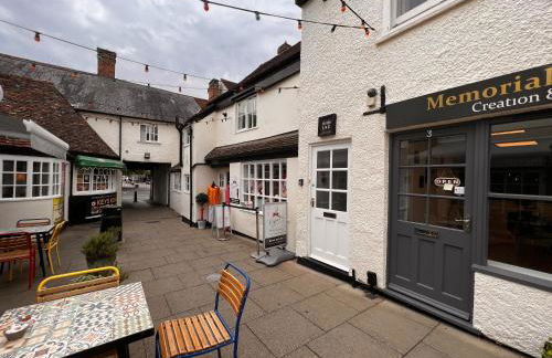 Historic Grade 2 listed, Town centre, St.Neots Cambridgeshire - Foto 14