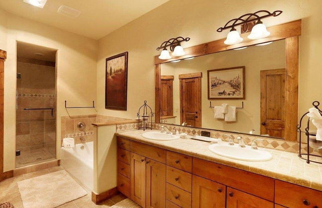 Mountain Thunder Lodge, A Vail Resorts Property - Photo 31