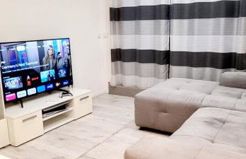 New Modern SelfCheckin PublicFreeParking HighSpeed Wifi KingSizeBed - Foto 23