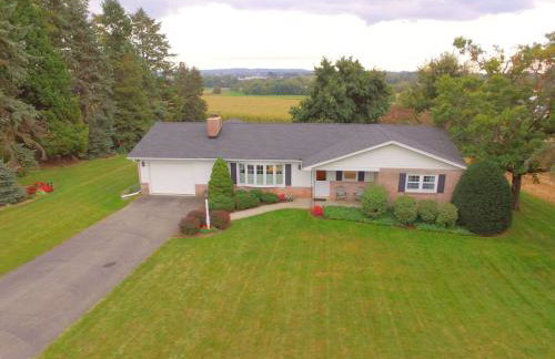 Cozy Home In The Middle Of Amish Country - Foto 2