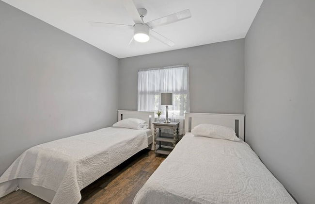 Lake House 1 in Davie - Foto 20