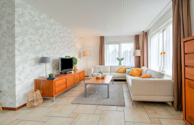 Captivating Holiday Home in Zeewolde near Forest - Foto 14