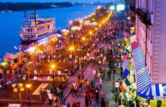 Luxurious Savannah Townhome with River views - Foto 17