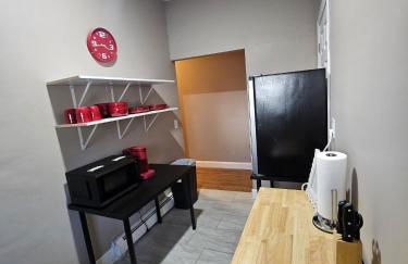 Suites on East Side near Whole Foods, Brown University, Miriam Hospital, MBTA, Downtown, - Foto 3