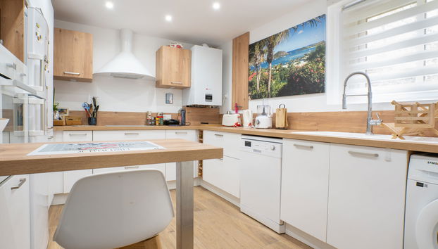 Kitchen / Dining Room