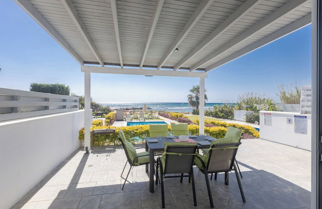 Villa Suri, Luxury Seafront Villa - Foto 7