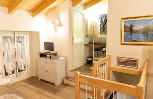 Il borghetto di Torno - Foto 14