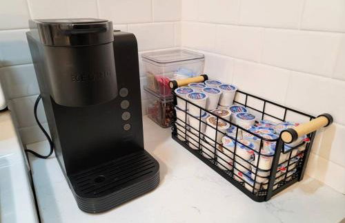 Glamorous Getaway: Exclusive 1BR LA Hotspots - Foto 28