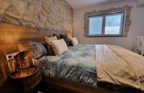 Apartments Suha Punta - Villa Babalonija - Photo 4