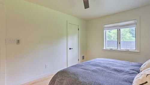 Modern Hideaway with Deck and State Forest Access - Foto 5