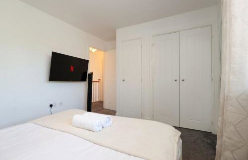 Contractor 4 Bed 2 BA 5 mins to Airport & Barry With Parking - Foto 68