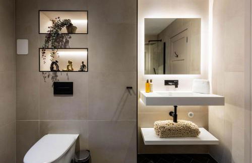 Arran Shores Luxury Shorefront Penthouse Suite 12 - Photo 15