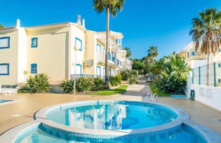 Flamingos Apartment with 2 swimming pool com check in e check out ao domingo em julho e agosto - Foto 24