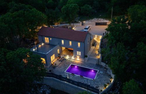 Luxury Villa Andrea Vrzika in forest near the sea with heated pool - Foto 8
