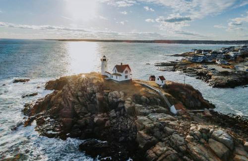 Modern Gem on 15 Acres, 5 Mi to Old Orchard Beach! - Foto 43