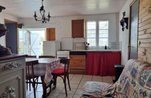 Ecurie - Gite 4 à 6 personnes - Foto 7