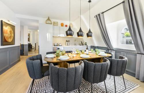 LivinParis - Luxury AC 2 & 3 Bedrooms Le Louvre - Foto 45