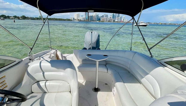 Location de bateau avec skipper à Miami - Photo 4, Vue depuis le bateau
