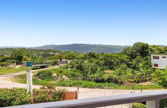 YanceyLargo-6BR Two-Story Estate w/Mountain Views by RedAwning - Foto 23