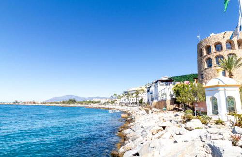 MARBELLA BANUS SUITES - Harbour Seafront Apartment - Foto 34
