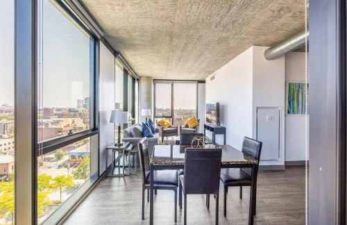 Bright & Modern 2BR Perfect City Escape - Foto 8