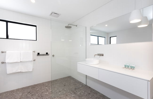 Bluff Street Home by the BnB Collection - Photo 13