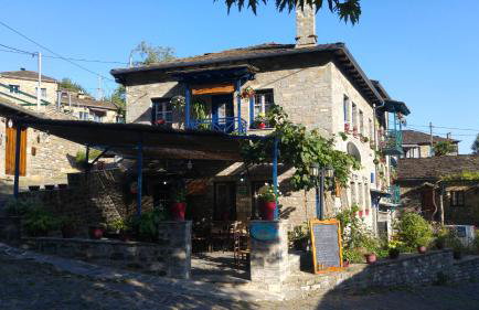 Xenonas Zagorisio - Photo 35