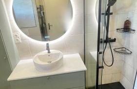 T2 moderne avec piscine, tennis et garage - Foto 8