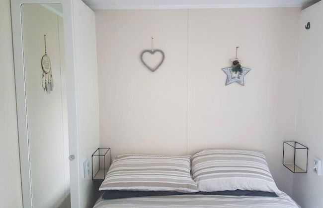 Lovely 2-bed Chalet at Robinhood Retreat Free Park - Foto 4