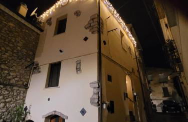 La farfalla del vicolo - Foto 50