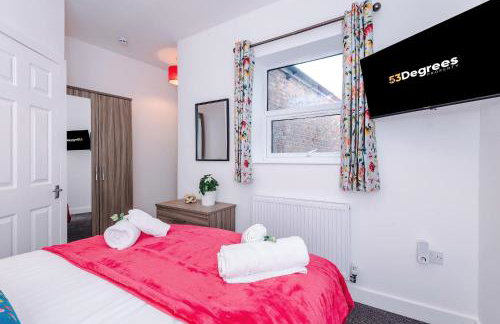 Modern 6 Bed House with Ensuites by 53 Degrees Property, Perfect for Business and Groups - Foto 5