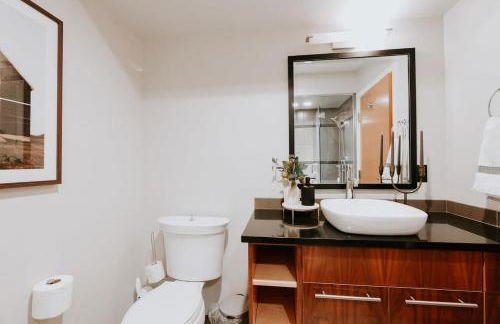 Timeless Modern Luxury at Bellerive on the River - Photo 27