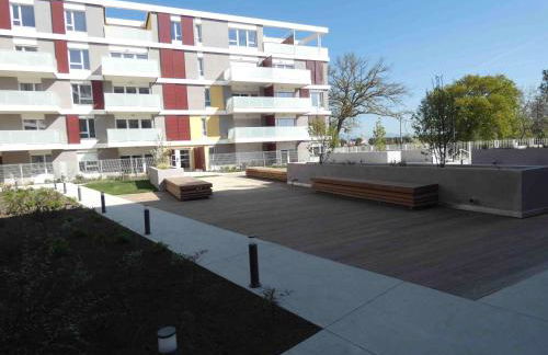 Beau studio Monteux, balcon vue Lac, près de Spirou Provence - Photo 23