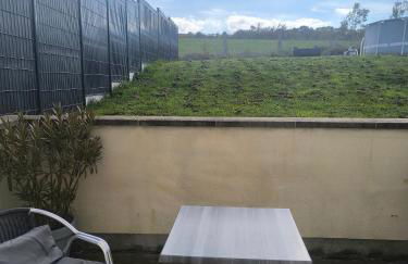 Aux pieds de la colline de Mousson - Foto 22