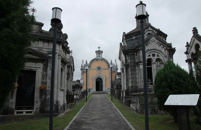 Visita guiada por el cementerio La Carriona - Foto 6