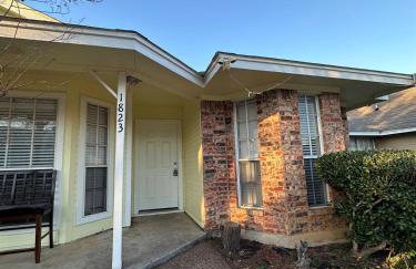 Sleeps8No Stairs,Carpet-Free Near Dallas Stadiums - Foto 77