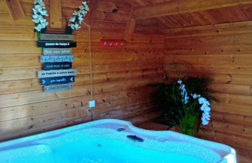 Cabane avec jacuzzi privatif et accès à ferme pédagogique - FR-1-410-459 - Photo 8