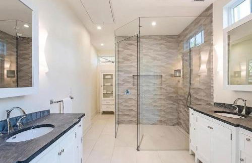 Naples Beach Port Royal Luxury Coastal Mansion Villa with Guesthouse & Pool & Hot Tub - Foto 46